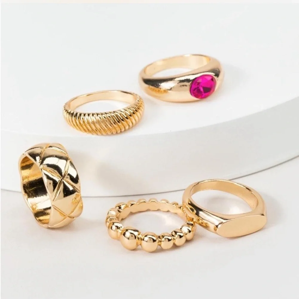 NWT Bundle of 10 Francesca’s Size 6 Rings